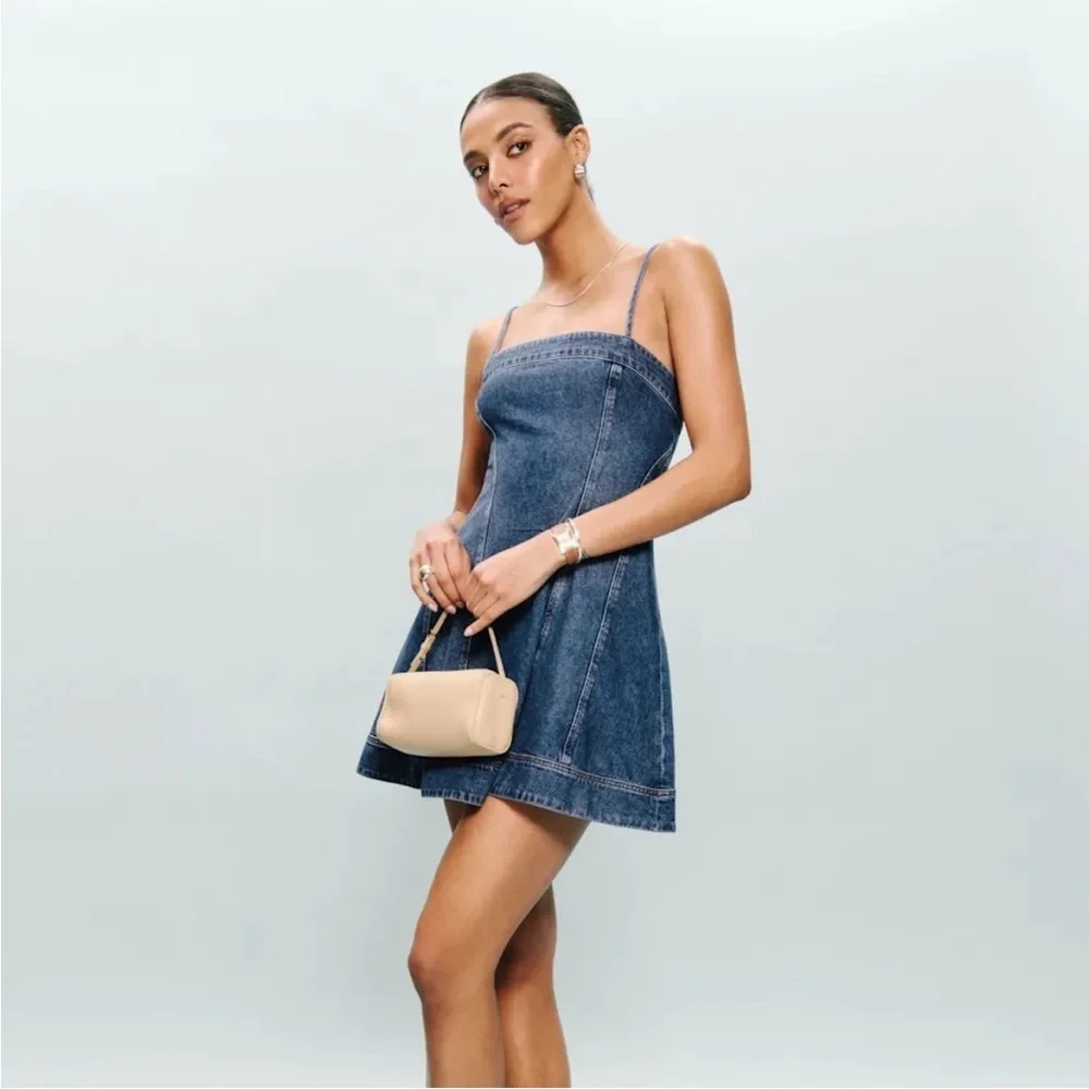 NEW Reformation Elma Denim Mini Dress Size 2 - Picture 5 of 11